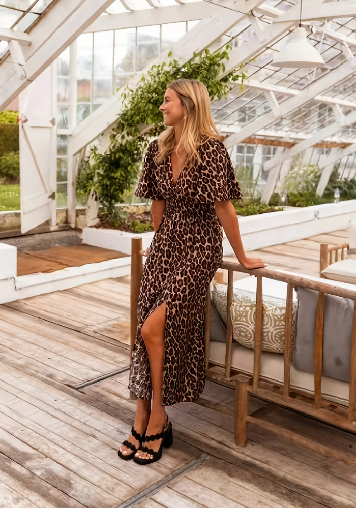 Stella - Leopard Dress
