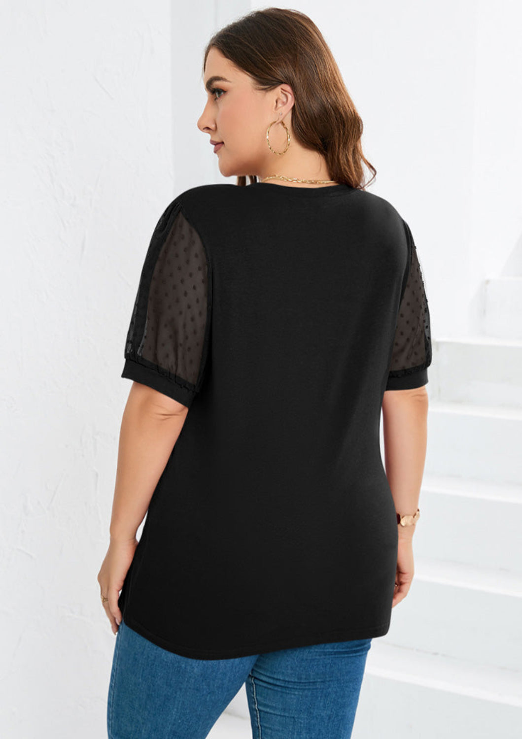 Viva – Elegant V-Neck Top