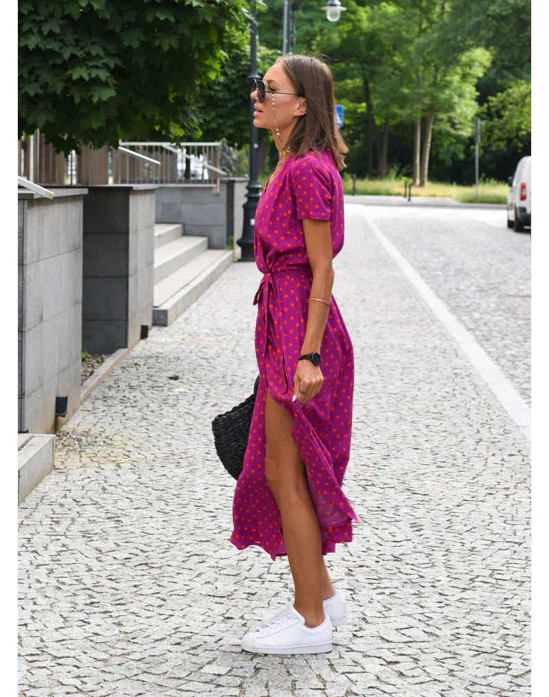 Suzanne – Elegant V-Neck Dress