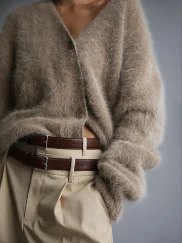 Amara – Cozy Oversized Knit Cardigan