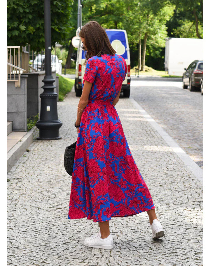 Suzanne – Elegant V-Neck Dress