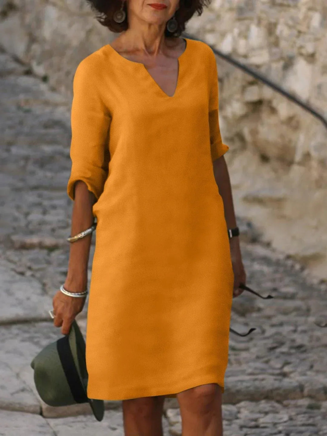 Saoirse – Flattering V-Neck Dress