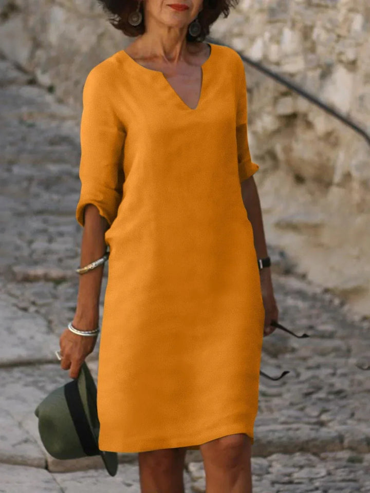 Saoirse – Flattering V-Neck Dress
